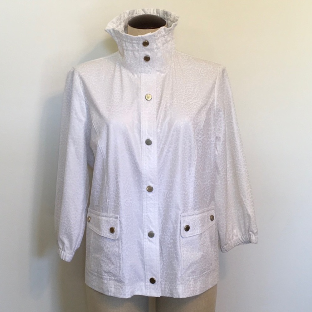 Chico’s Zenergy Neema Foil Print Jacket Sz1 (8/10)